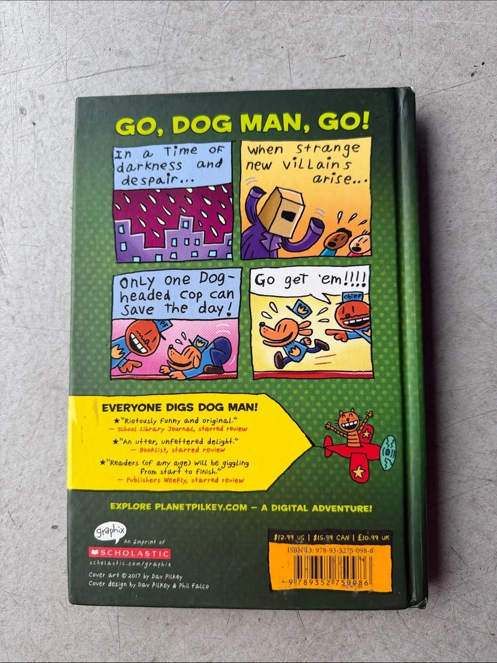 Scholastic Dog Man Unleashed by Dav Pilkey